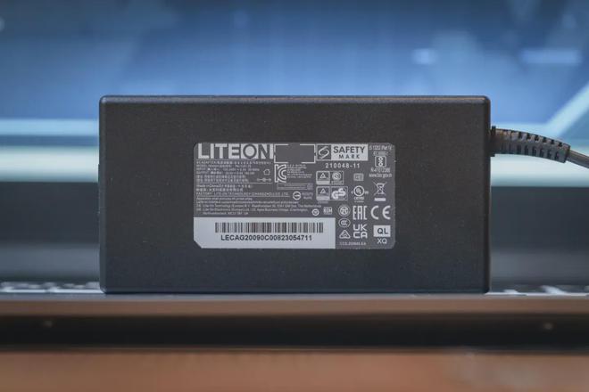米乐M6 M6米乐i5-13500H + RTX 4050 甜品级游戏本登场雷神 911X 猎荒者 2023(图39)