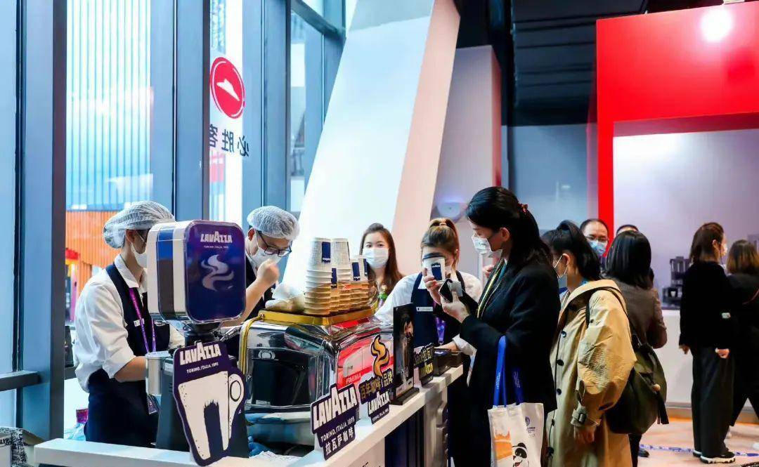 米乐M6 M6米乐奶茶界多了个“爷爷”肯德基开出独立茶饮店价格真够卷的(图6)
