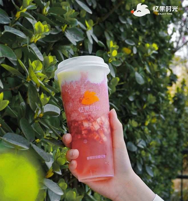 米乐M6 M6米乐忆果时光奶茶加盟分享：成功经营奶茶店的技巧(图3)