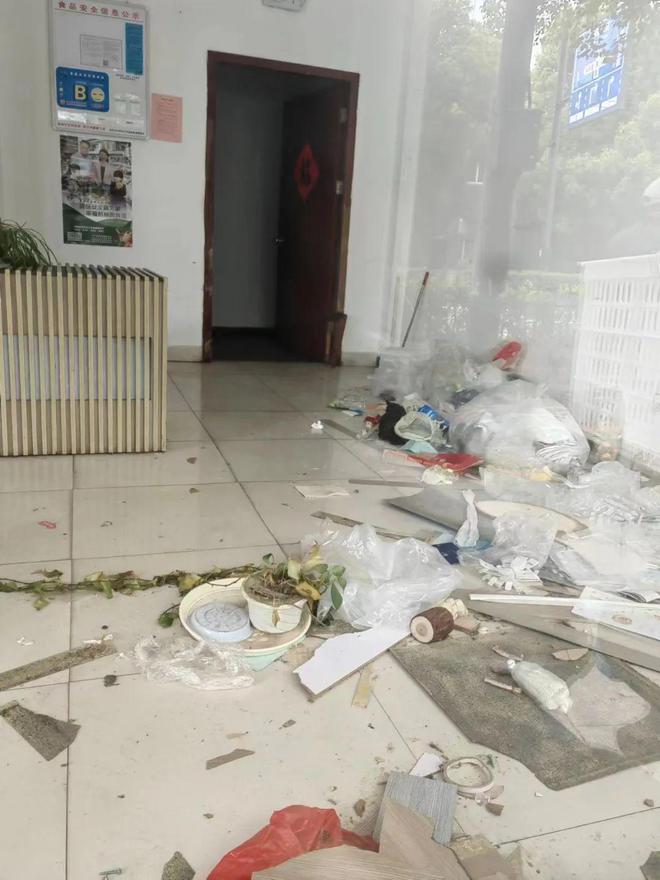 米乐M6 M6米乐自爆欠款5700万杭州多家门店去年已经全部闭店你手里还有没用完的储值卡吗(图2)