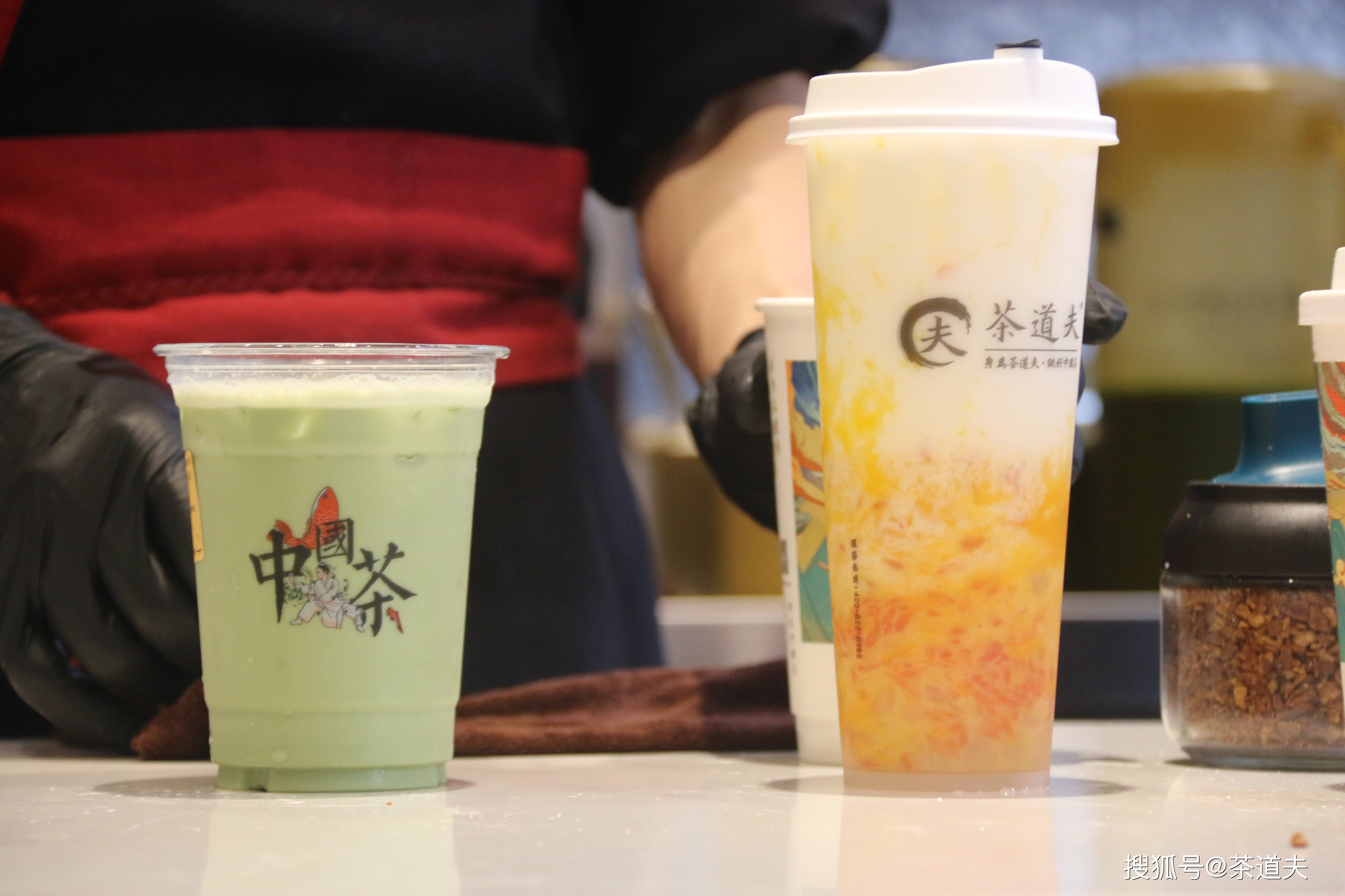 M6 米乐奶茶门店扎堆扩张为什么奶茶能在疫后快速回血(图2)