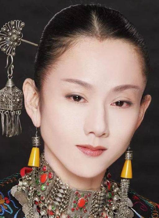 杨丽萍“耍大牌”？受邀品尝甜品却一口不动被米乐 M6吐槽活着真受罪？(图2)