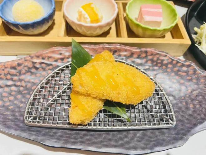 龙洞网红居酒屋「豚乐烧」36折开团！99元：猪颈肉串+鸡丸串+爆浆豚肉丼+蟹籽捞面10道菜+2饮品！米乐M6 M6米乐(图10)